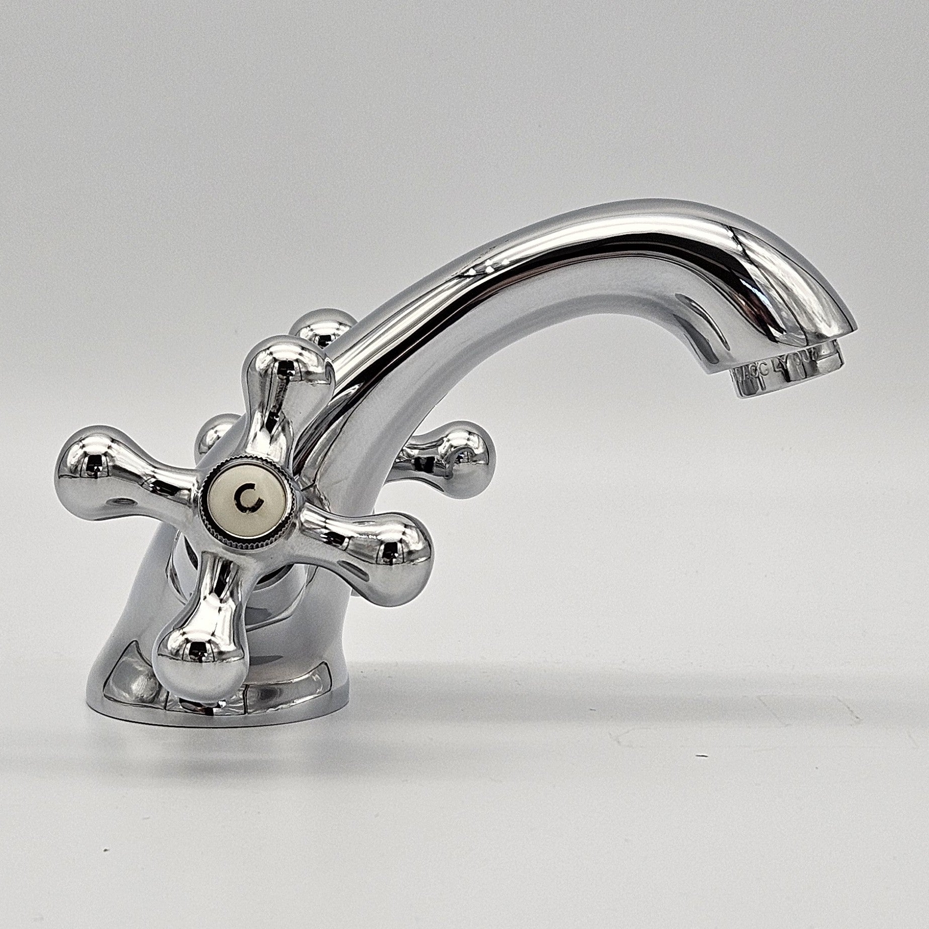 Mélangeur lavabo chrome rétro - poignées croisillon